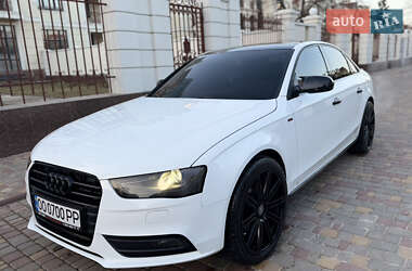 Седан Audi A4 2012 в Одесі