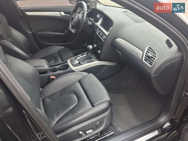 Седан Audi A4 2015 в Каменец-Подольском