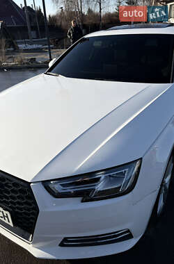 Седан Audi A4 2017 в Киеве