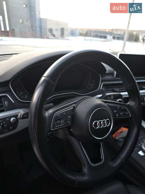 Седан Audi A4 2016 в Харькове