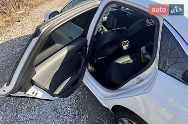 Седан Audi A4 2021 в Ивано-Франковске