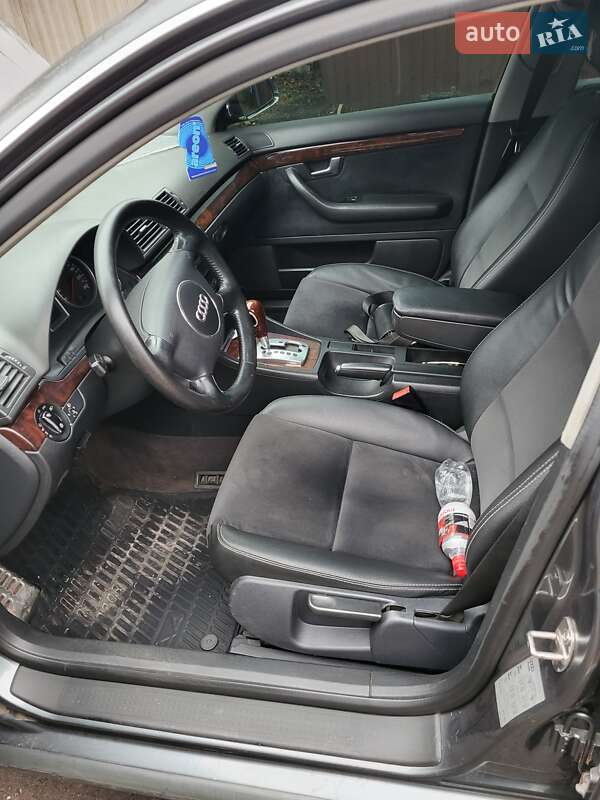 Седан Audi A4 2003 в Одессе