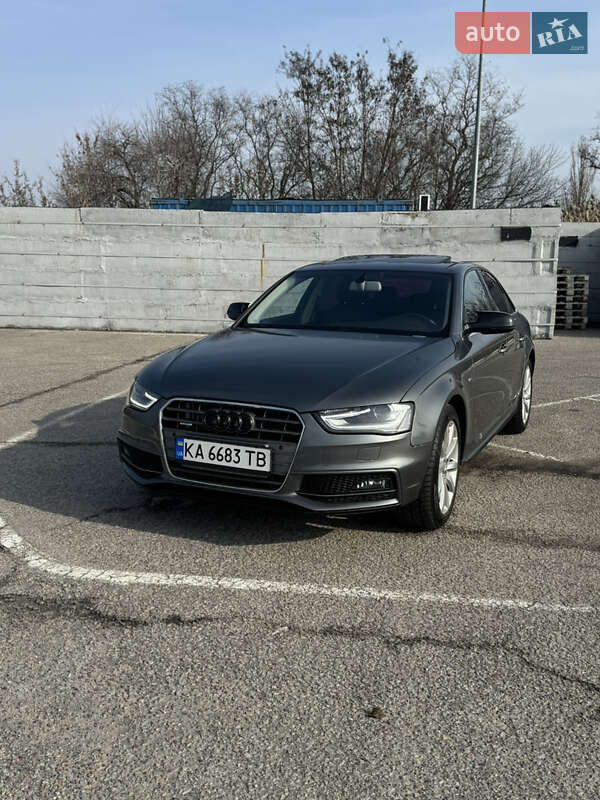 Седан Audi A4 2014 в Днепре