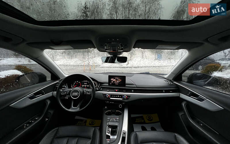 Седан Audi A4 2016 в Львове