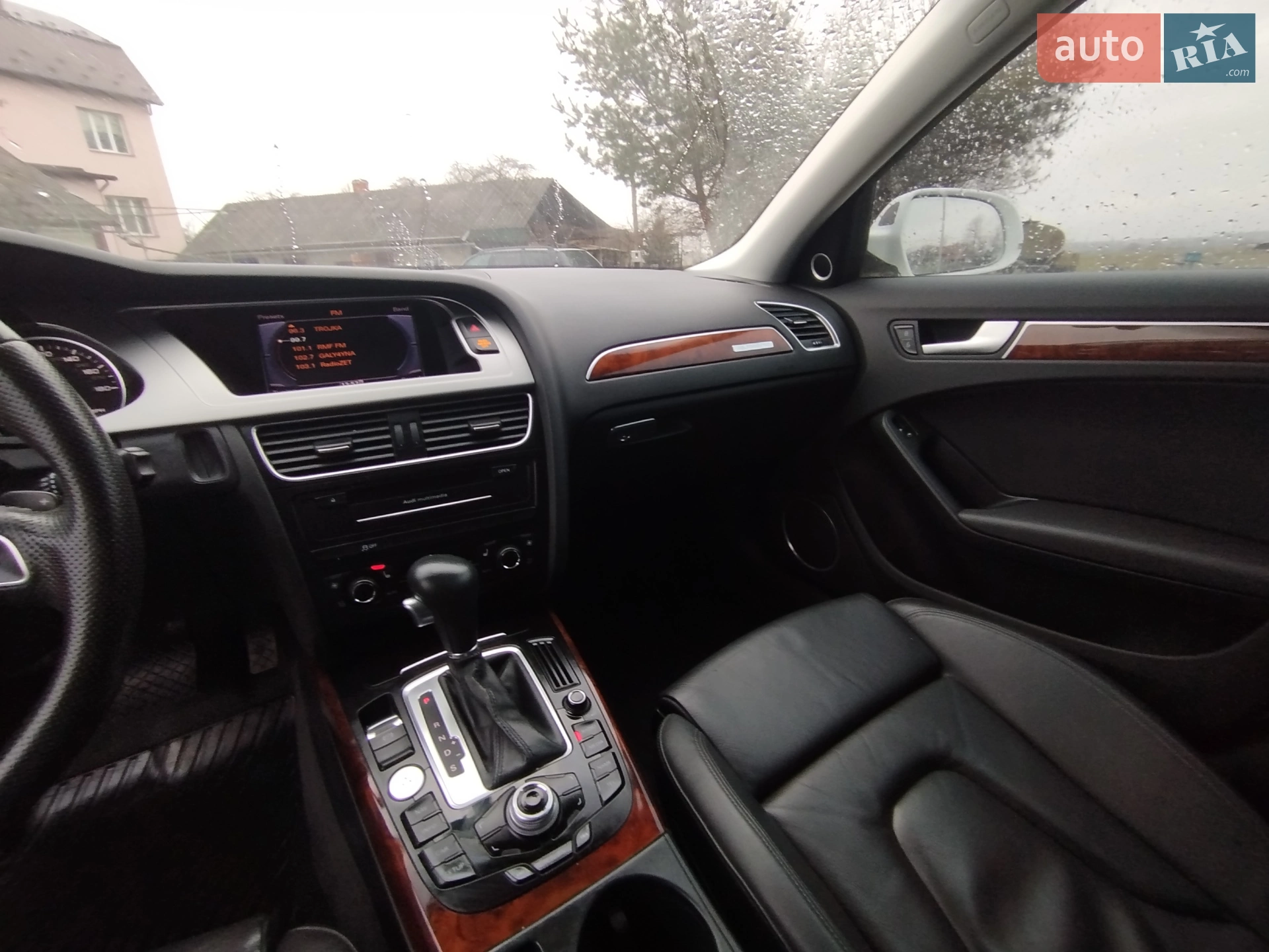 2011 Audi A4 - мініатюра 10