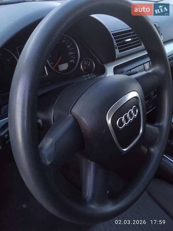 Седан Audi A4 2005 в Красилові