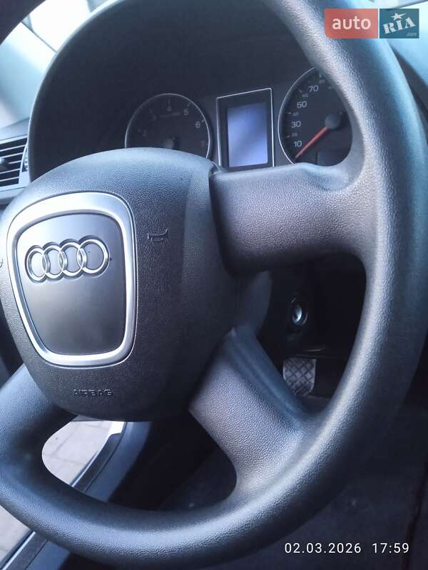 Седан Audi A4 2005 в Красилові