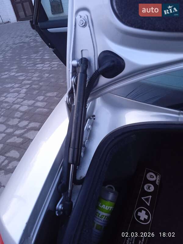 Седан Audi A4 2005 в Красилові