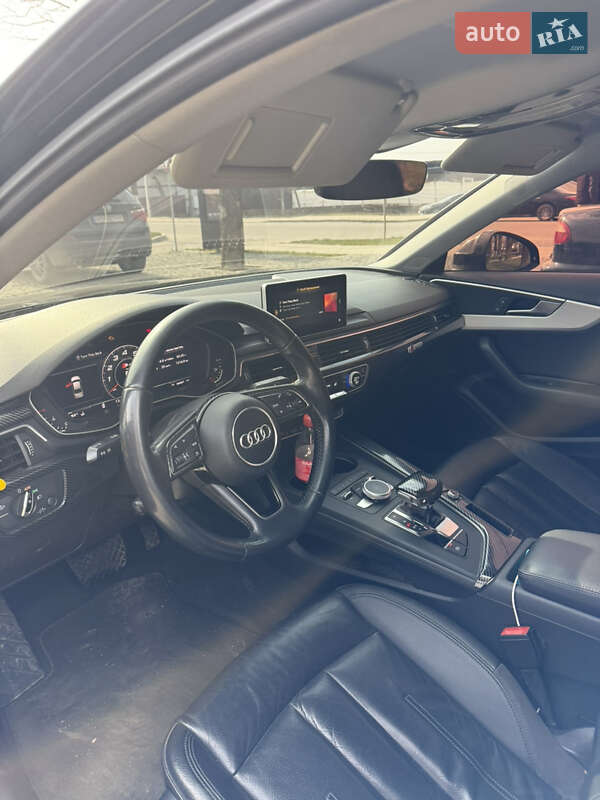 Седан Audi A4 2017 в Виноградове