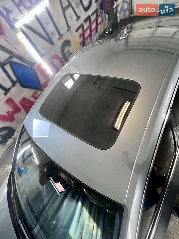Седан Audi A4 2016 в Киеве