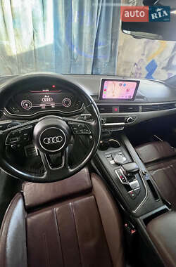 Седан Audi A4 2016 в Киеве