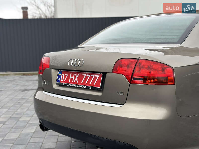 Седан Audi A4 2006 в Старокостянтинові