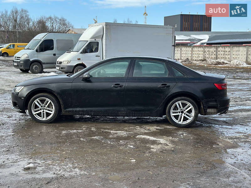 Седан Audi A4 2017 в Хмельницком