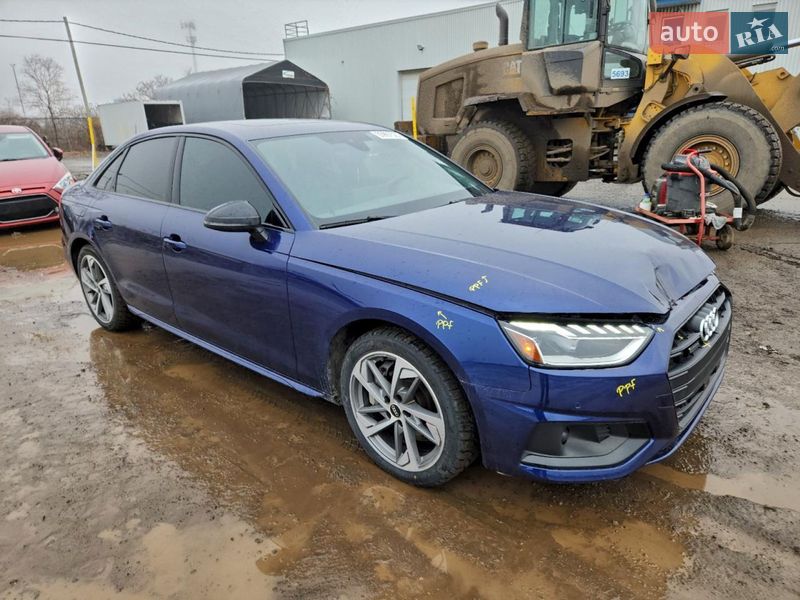 Седан Audi A4 2023 в Виннице