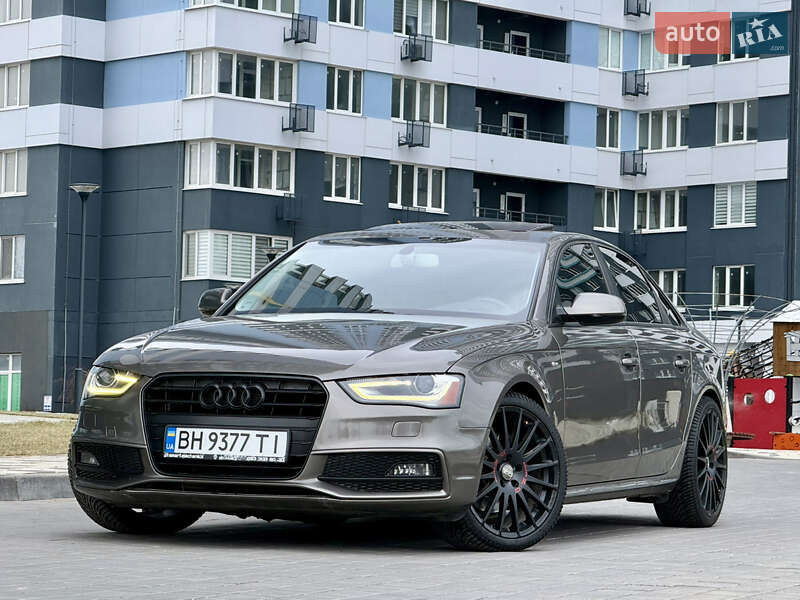 Седан Audi A4 2014 в Одесі