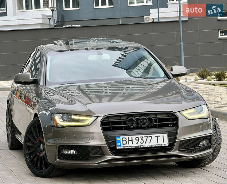 Седан Audi A4 2014 в Одесі