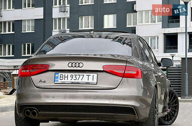 Седан Audi A4 2014 в Одесі