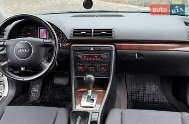 Универсал Audi A4 2001 в Смеле