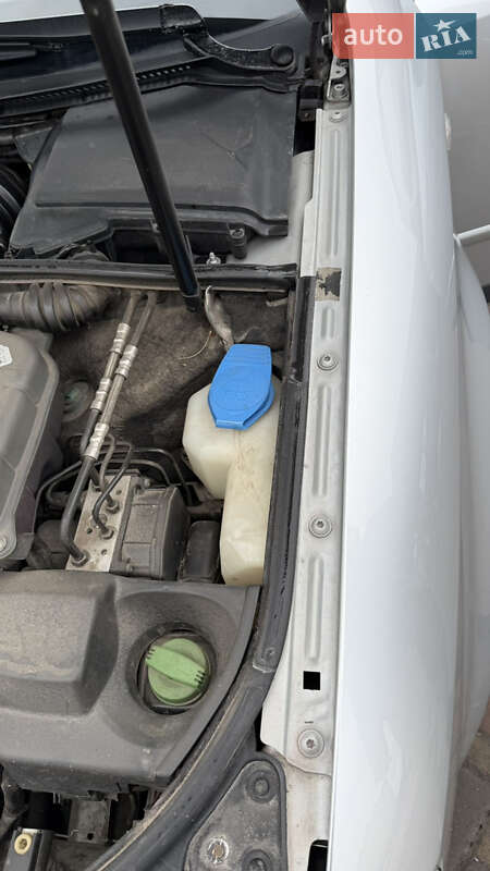 Универсал Audi A4 2001 в Смеле