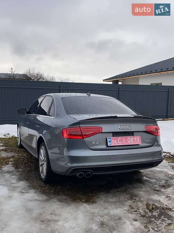 Седан Audi A4 2015 в Івано-Франківську