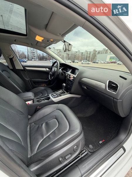 Седан Audi A4 2012 в Запорожье
