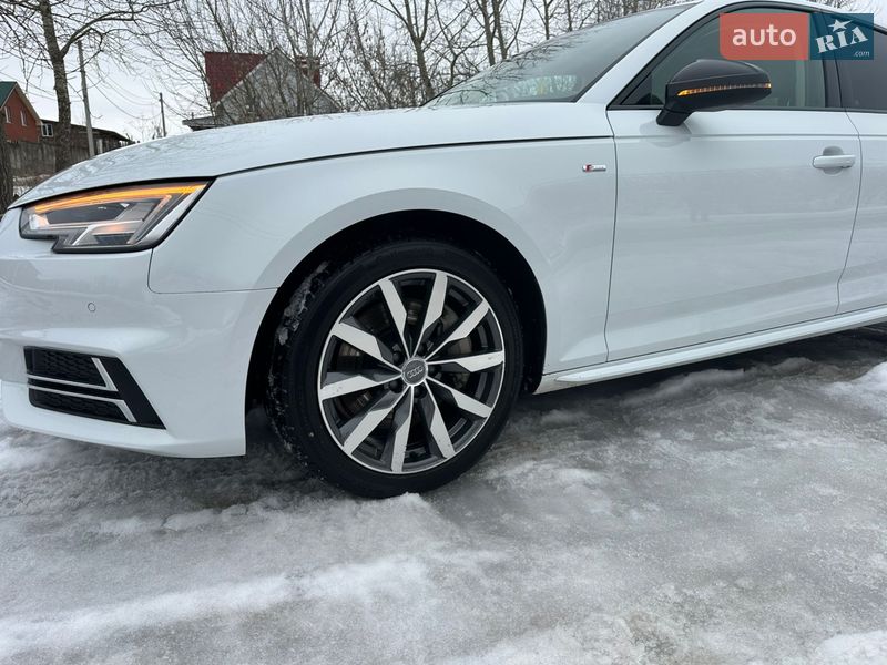 Седан Audi A4 2017 в Глухове