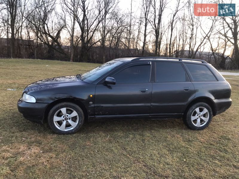 Универсал Audi A4 1997 в Черновцах