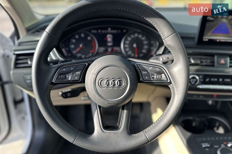 Седан Audi A4 2019 в Киеве