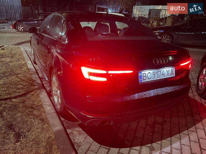Седан Audi A4 2018 в Львове