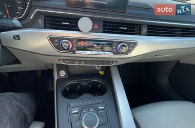 Седан Audi A4 2018 в Львове