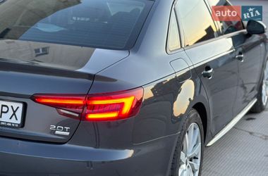 Седан Audi A4 2017 в Львове