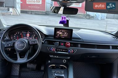 Седан Audi A4 2017 в Львове