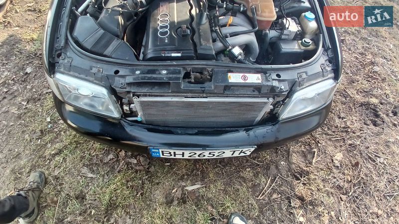 Седан Audi A4 1996 в Вознесенске