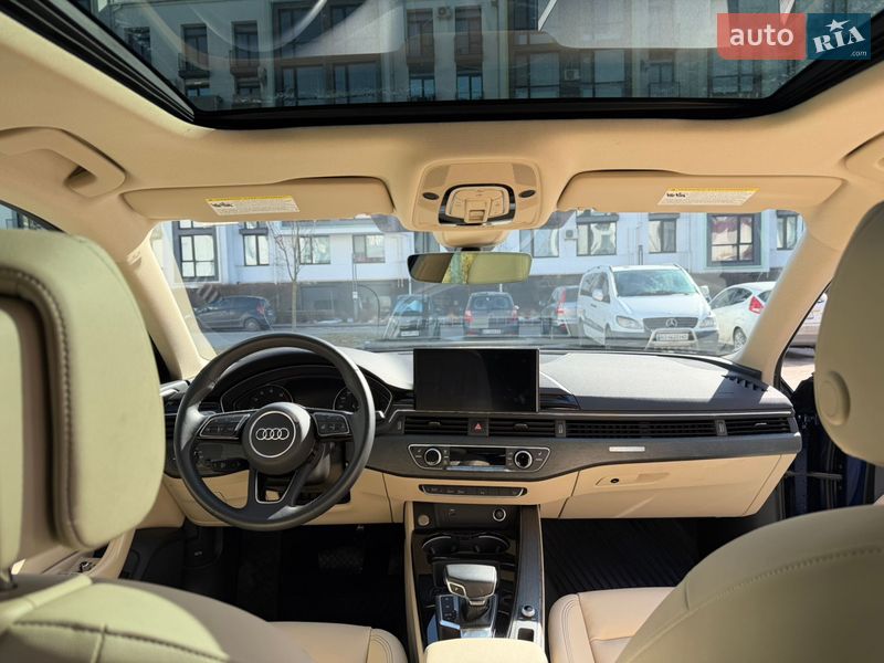 Седан Audi A4 2022 в Киеве