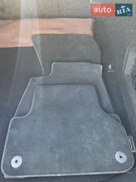 Седан Audi A4 2016 в Луцьку