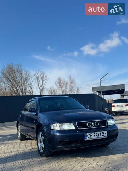 Седан Audi A4 1997 в Чернівцях