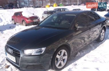 Седан Audi A4 2018 в Киеве