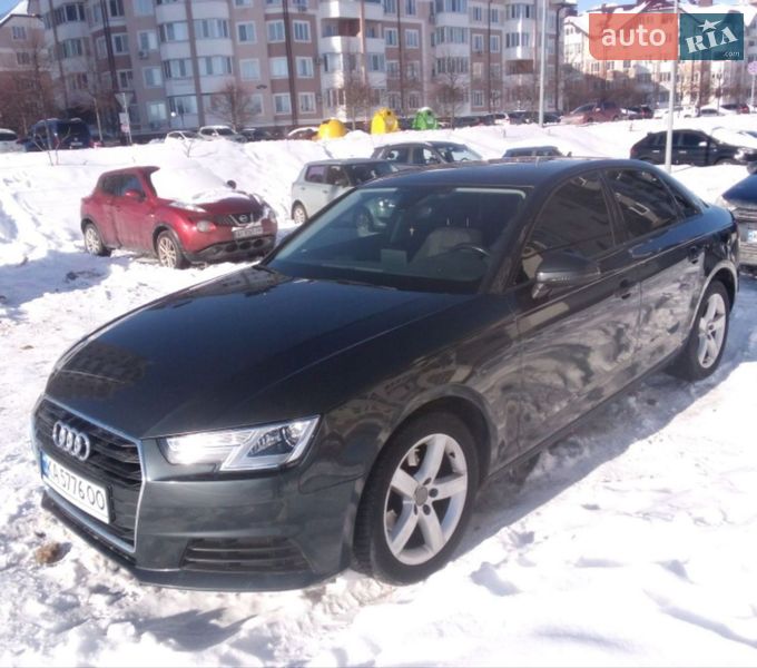 Седан Audi A4 2018 в Києві