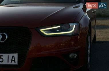 Седан Audi A4 2012 в Луцке
