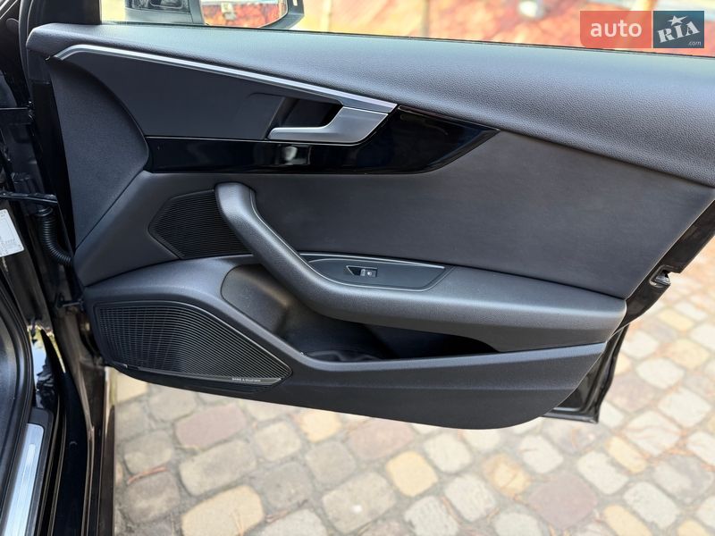 Універсал Audi A4 2016 в Луцьку