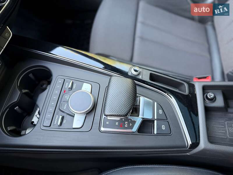 Універсал Audi A4 2016 в Луцьку