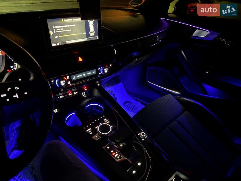 Універсал Audi A4 2016 в Луцьку