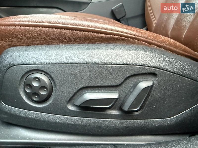 Седан Audi A4 2018 в Львове