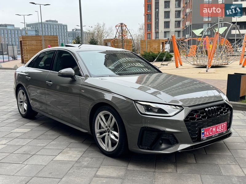Седан Audi A4 2022 в Києві