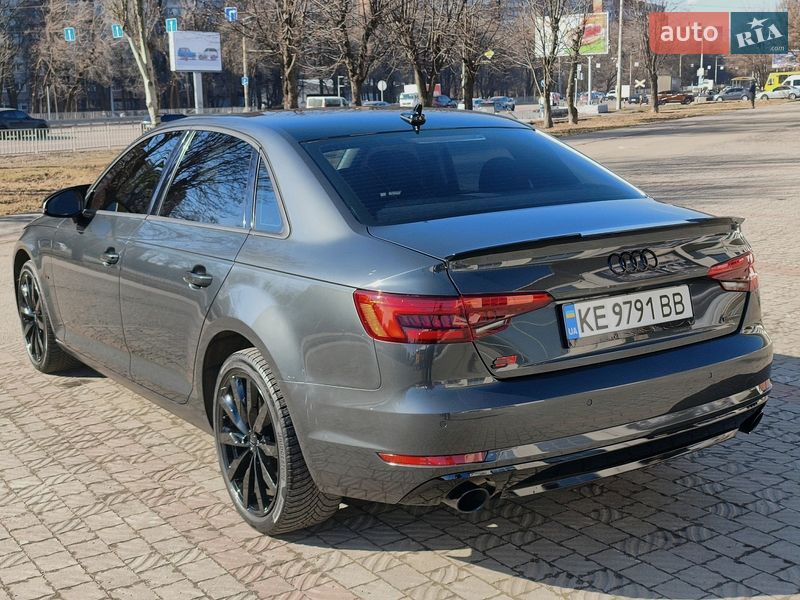 Седан Audi A4 2016 в Дніпрі
