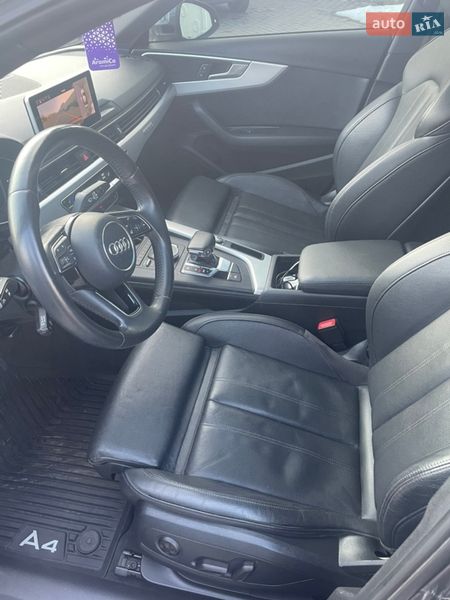 Седан Audi A4 2016 в Ровно