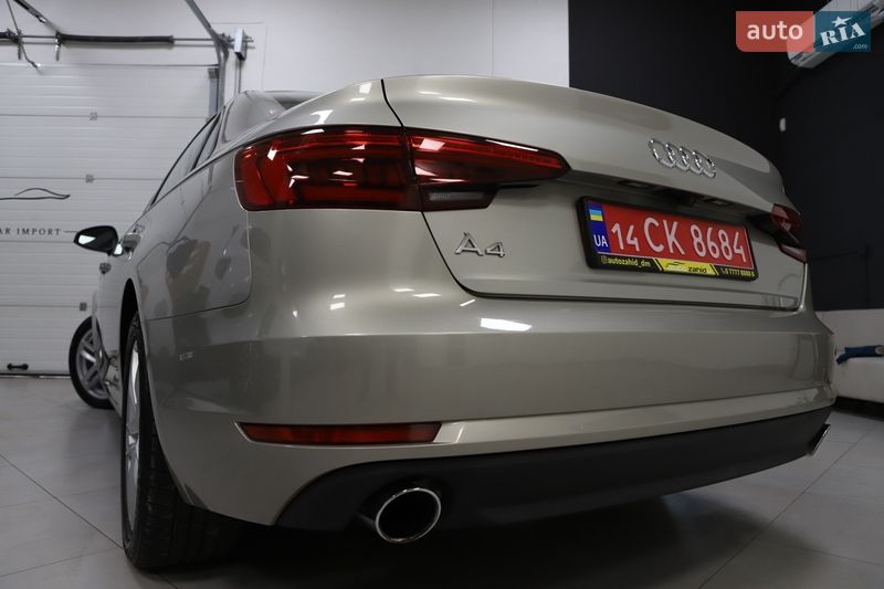 Седан Audi A4 2017 в Дрогобыче