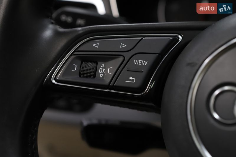 Седан Audi A4 2017 в Дрогобыче