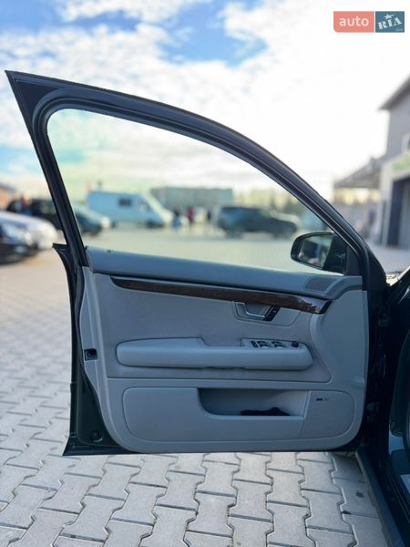 Седан Audi A4 2006 в Володимирі