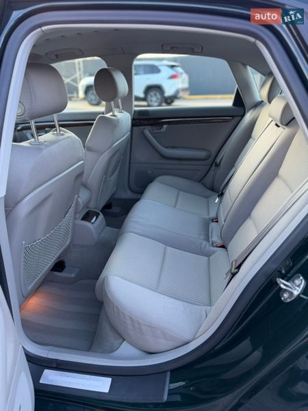 Седан Audi A4 2006 в Володимирі